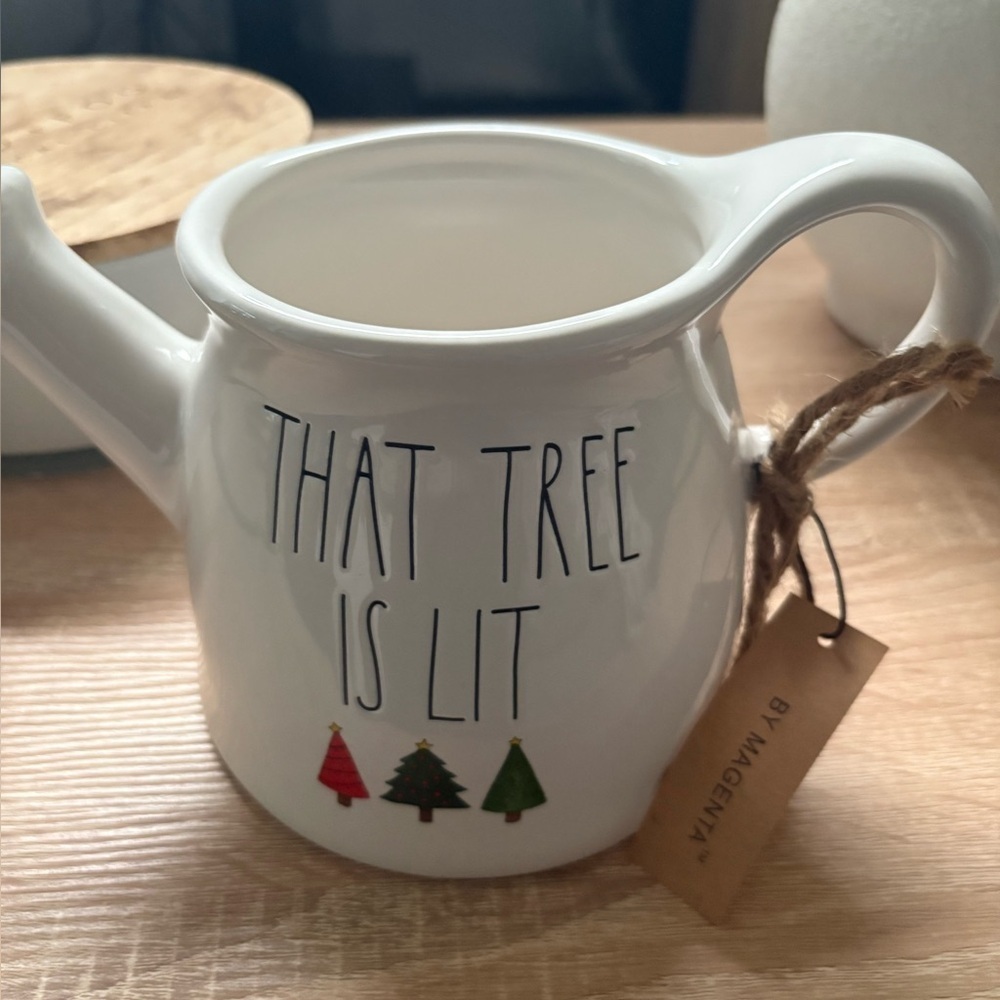 Rae Dunn THAT TREE IS LIT Ceramic Watering Can Magenta Christmas - NEW!